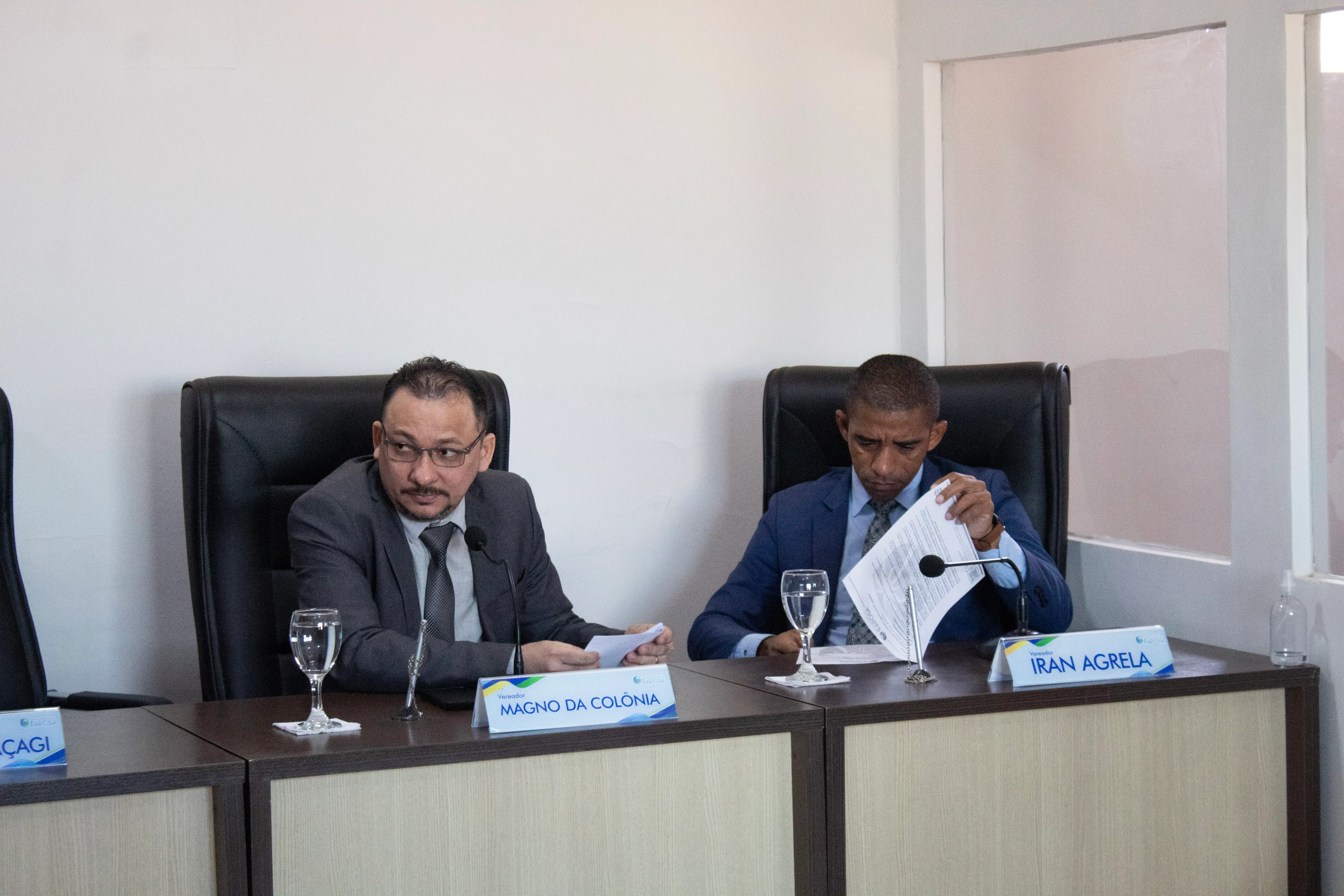 Foto 3 – Câmara Municipal realiza XIX Sessão Ordinária com leitura de atas e apresentação de proposições.