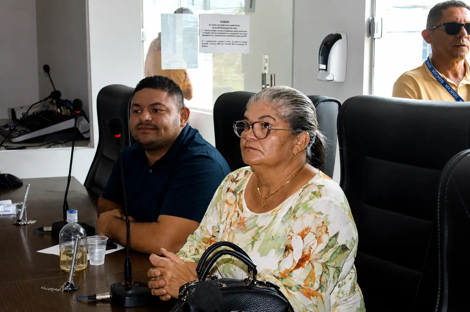 Foto 8 – Câmara promove reunião com órgãos de pesca para esclarecer operação em embarcações em Raposa