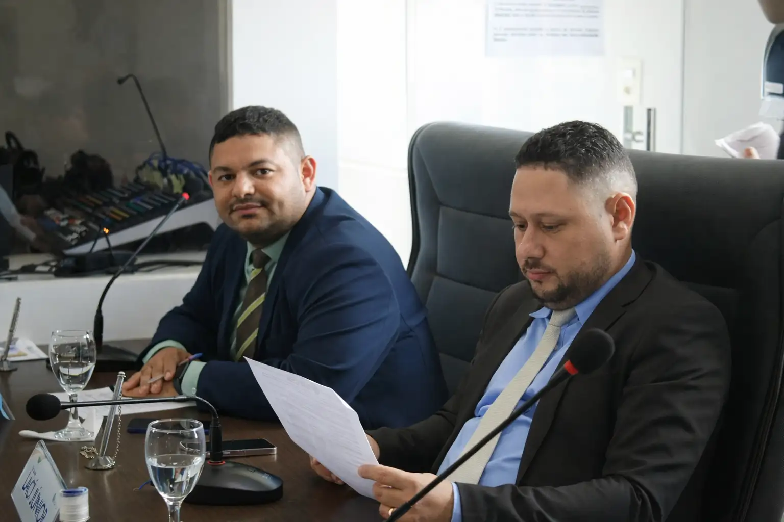 Foto 1 – Câmara Municipal de Raposa realiza primeira sessão ordinária de 2026 e reafirma compromisso com os trabalhos legislativo