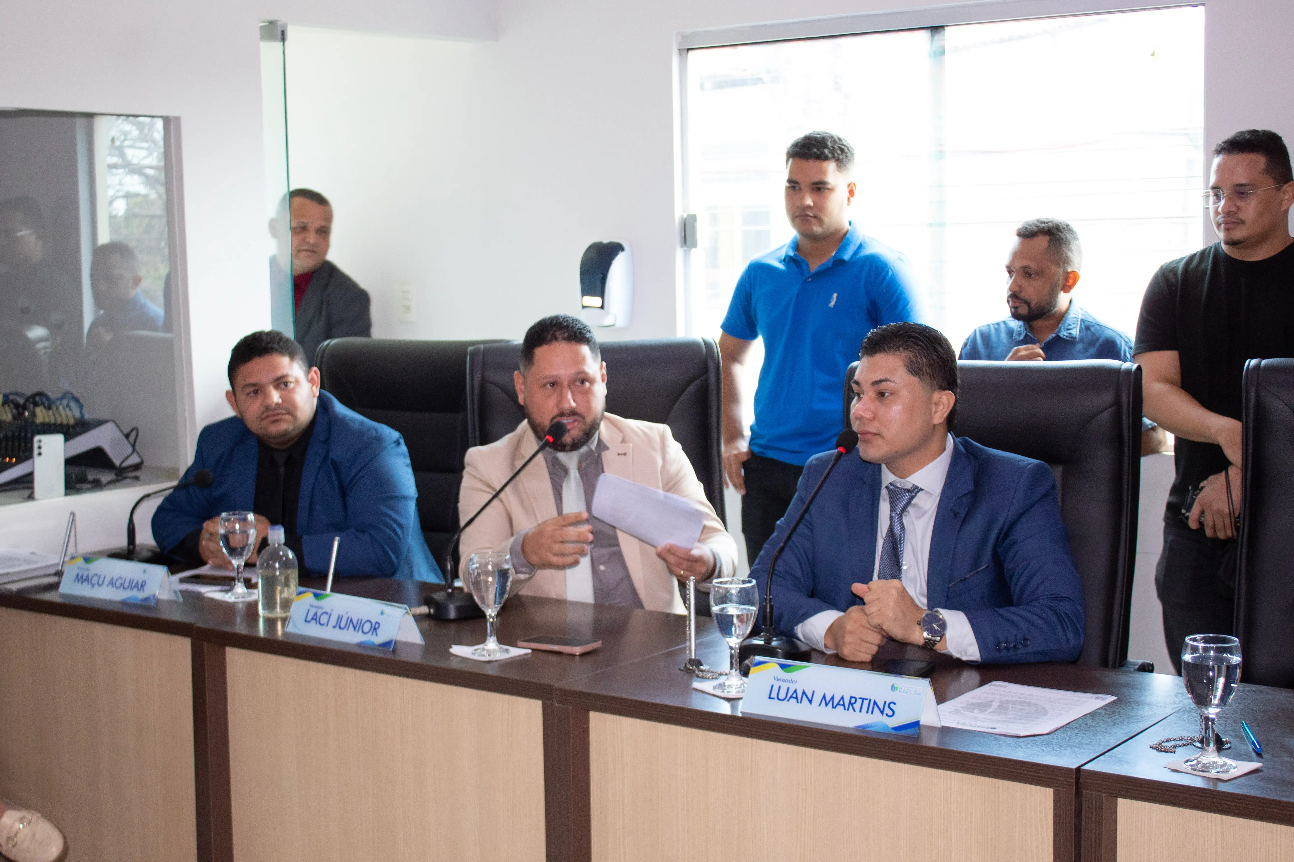 Foto 7 – Câmara de Raposa realiza XXII Sessão Ordinária com foco em infraestrutura, serviços e valorização da comunidade