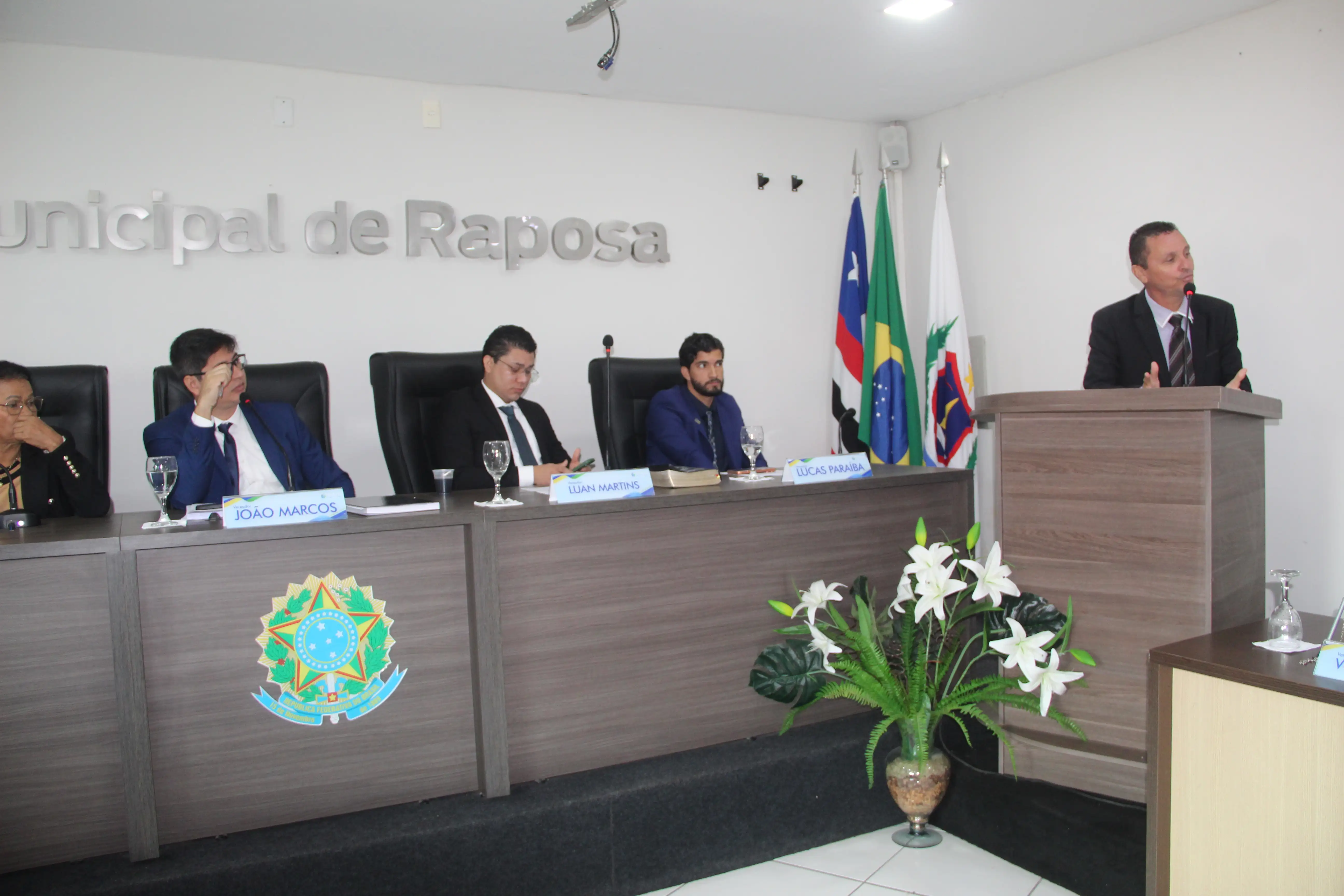 Foto 14 – Câmara de Raposa realiza sessão desta sexta (24) com votação de projetos e aprovação da LDO em primeiro turno